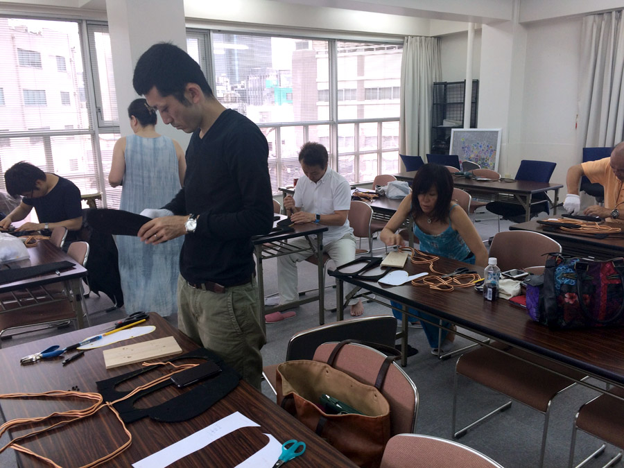 大人の工作！ 大地と繋がるサンダル「ワラーチ」 @神田